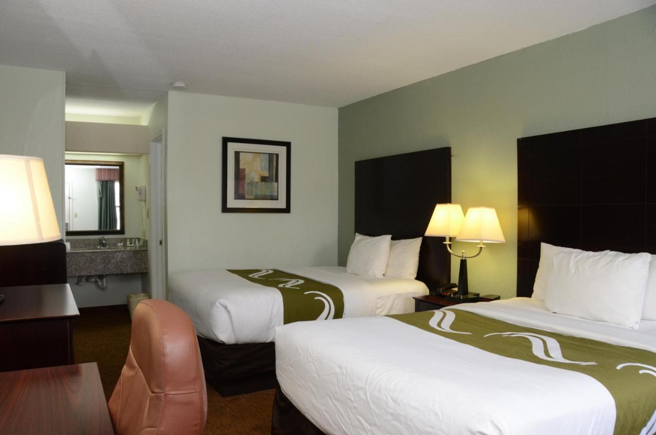 Quality & Hotel *